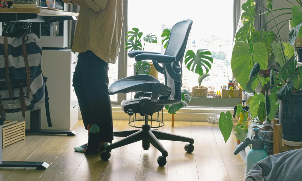 best ergonomic office chairs featured image post